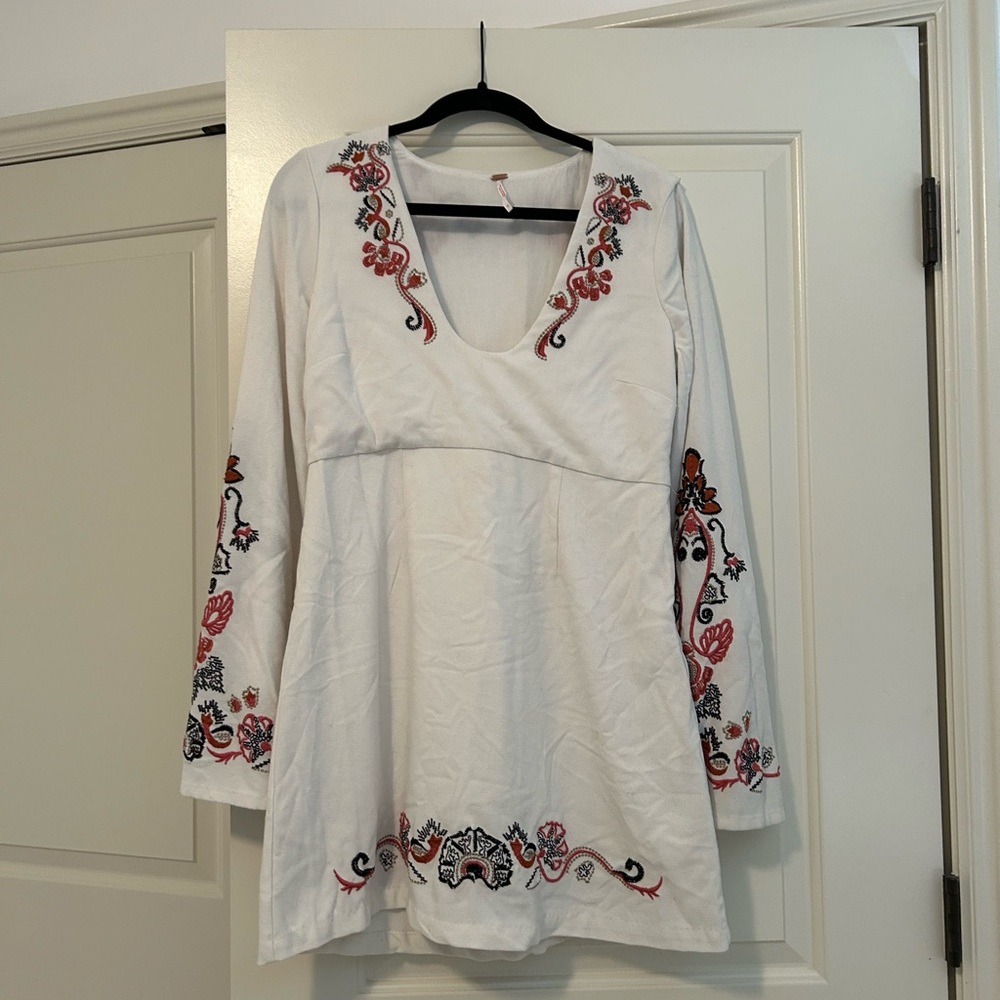 Embroidered White Tunic Top